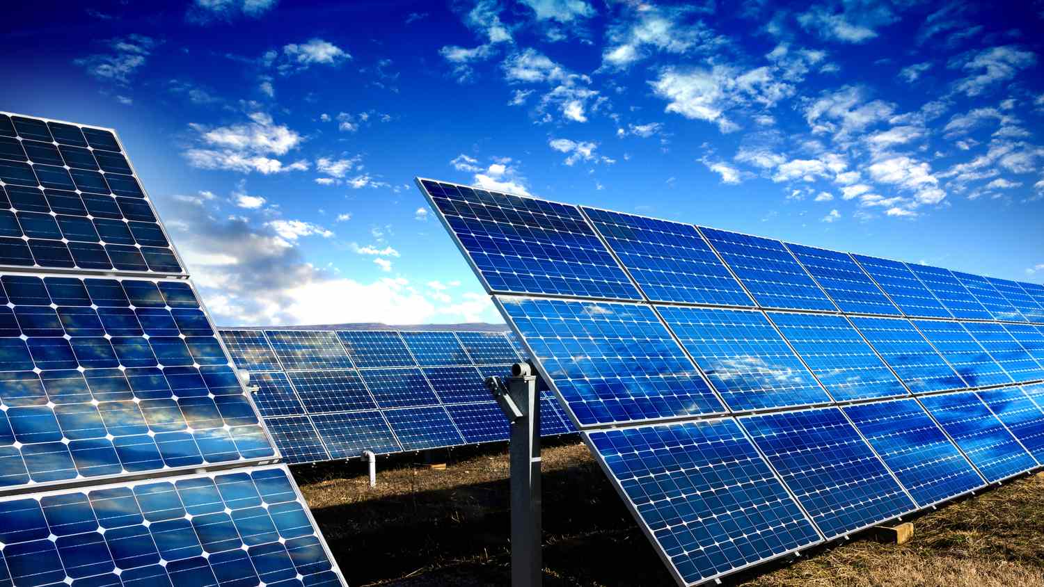 New Solar Material Boosts Solar Cell Efficiency to 190