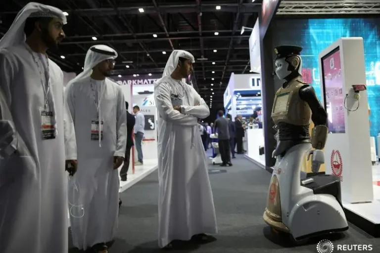 Robots on the Rise AI Poised to Transform Saudi Arabia's Workforce